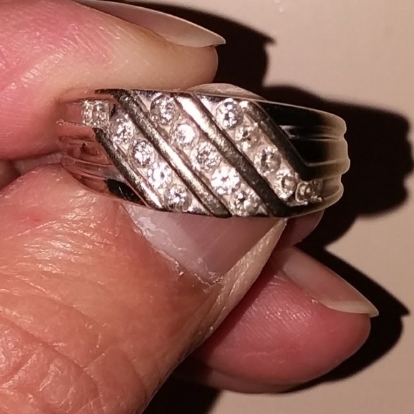 Man's ring - Picture 2 of 2
